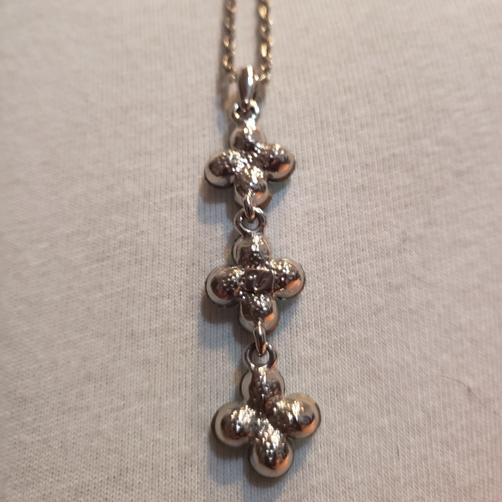 Necklace - Picture 3 of 4